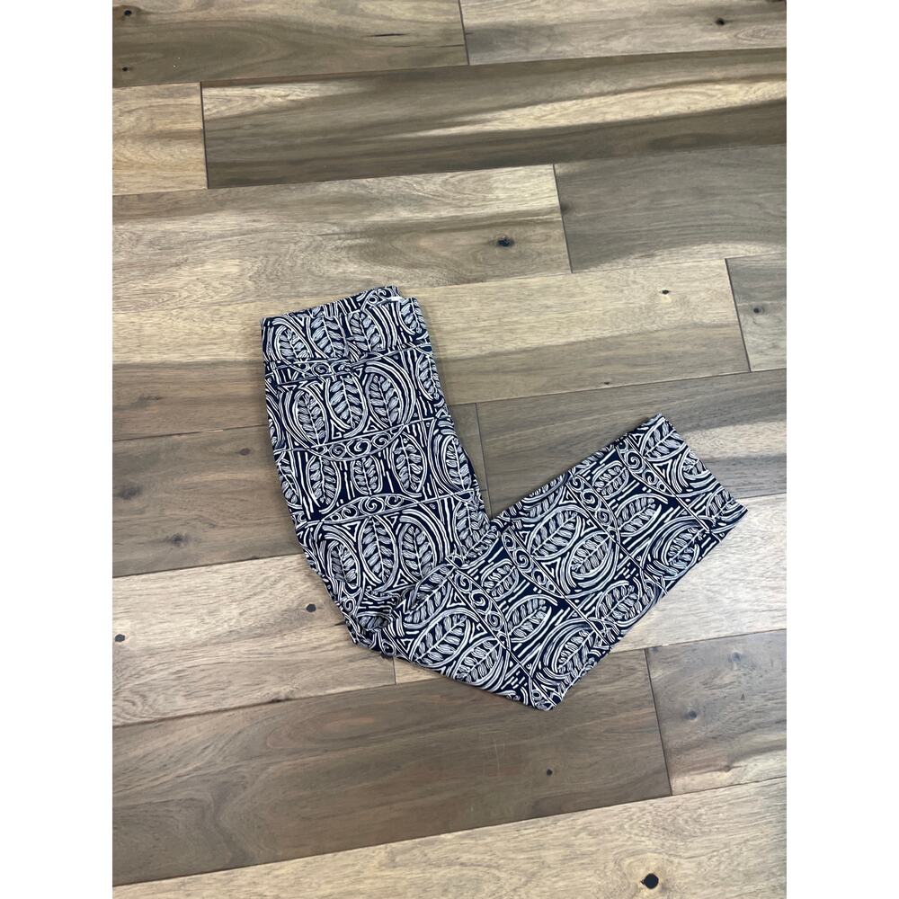 LOFT Original Ankle Pants Navy Cream Leaf Print Size 2 Slim Ankle Cotton